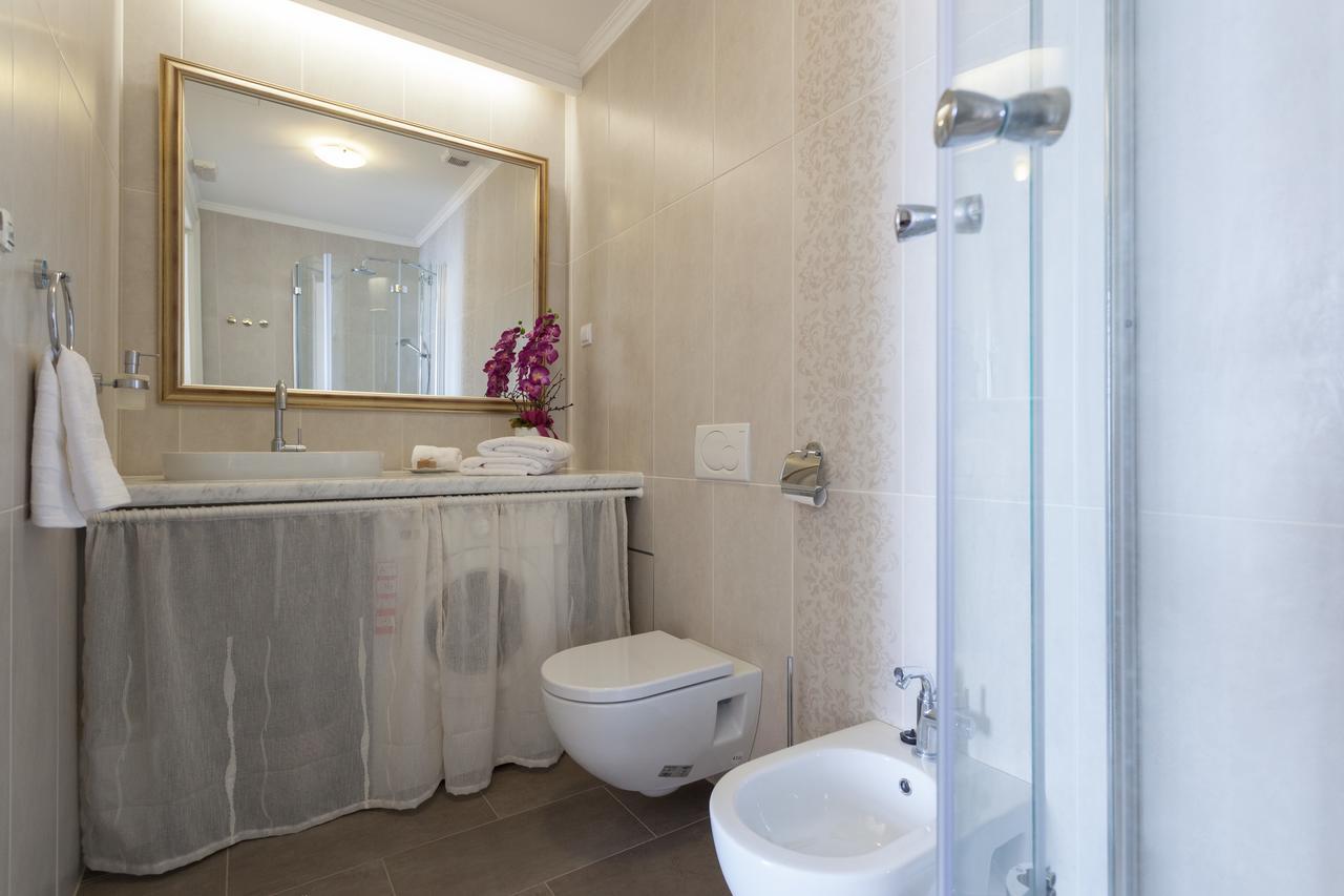 Luxury Beachfront Apartment Banje Dubrovnik Buitenkant foto